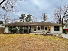 3064 Hermance Dr NE in Atlanta, GA - Building Photo