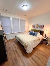 1518 W Augusta Blvd, Unit 2 in Chicago, IL - Building Photo - Building Photo