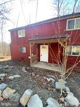 1512 Nancy Jack Rd in Gerrardstown, WV - Building Photo - Building Photo