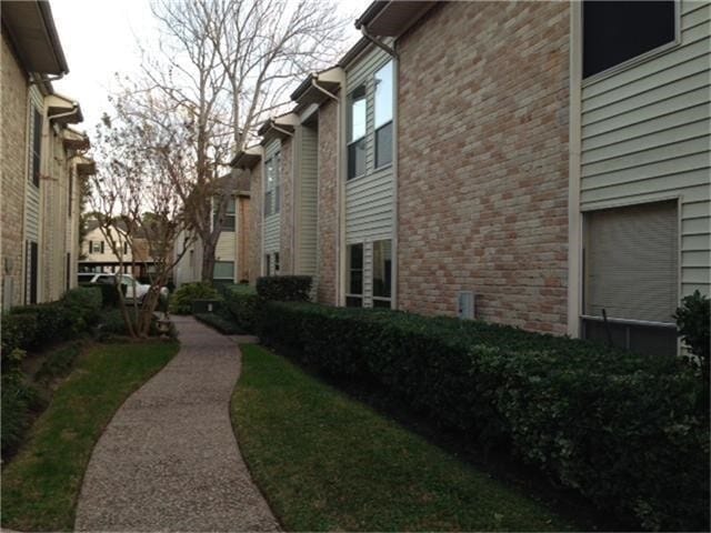 property at 2300 Augusta Dr