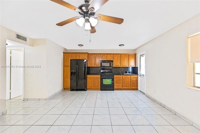 1765 Venice Ln photo'