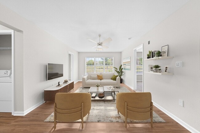 The Grand at Lake Sheri in Valdosta, GA - Foto de edificio - Building Photo