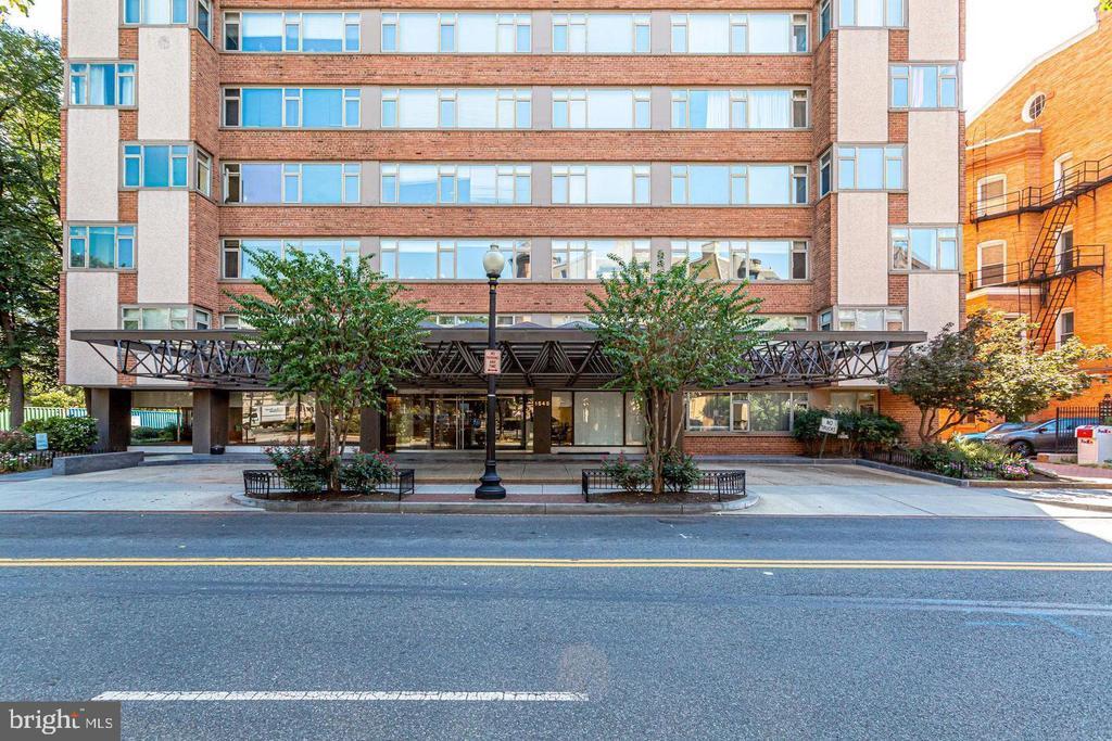 1545 18th St NW in Washington, DC - Building Photo