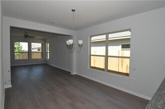 725 Durness Dr in Pflugerville, TX - Building Photo - Building Photo