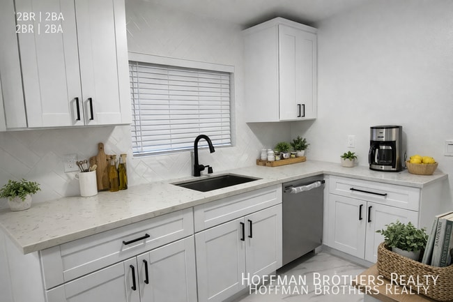 1850 Camden Ave, Unit 7 in Los Angeles, CA - Foto de edificio - Building Photo