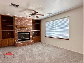 228 W Yellowstone Pl in Ridgecrest, CA - Building Photo - Building Photo