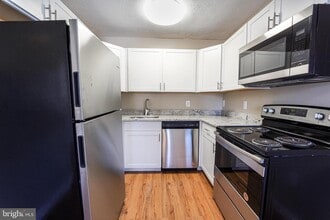 3107 Shawnee Dr in Winchester, VA - Building Photo - Building Photo