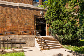 2025 Quesnel Rue in Montréal, QC - Building Photo - Building Photo