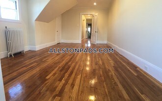 16 Quint Ave Apartments
