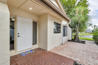 5790 Piping Rock Dr in Boynton Beach, FL - Building Photo - Building Photo