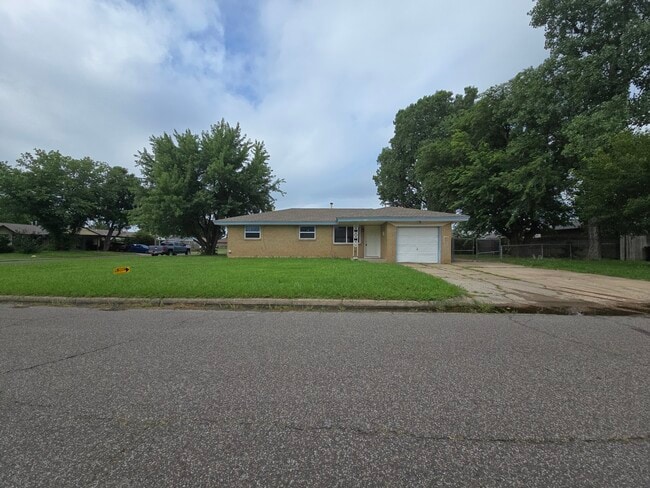 property at 1500 Regency Blvd