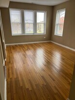 701 W Garfield Blvd in Chicago, IL - Building Photo