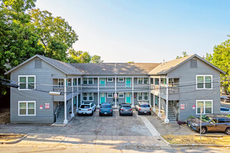 915 West 21st Street Apartments in Austin, TX - Building Photo - Primary Photo