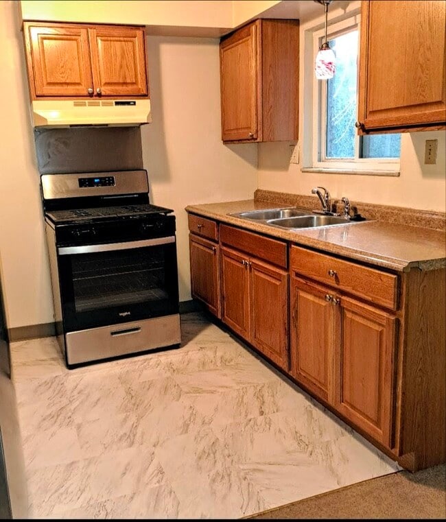 property at 3303 W Run Rd