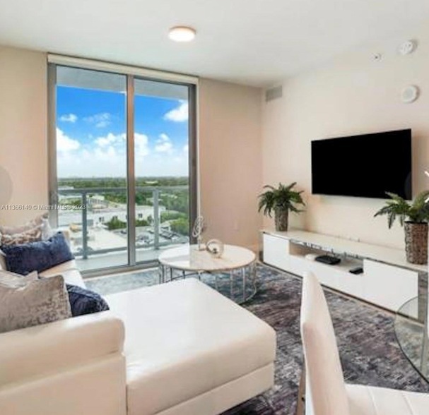 property at 3900 Biscayne Blvd