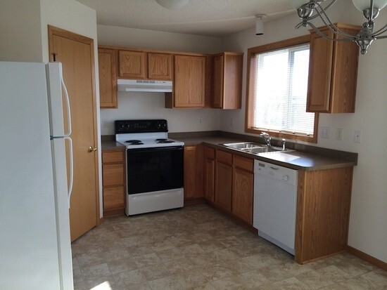 544 Tanager Path in Mankato, MN - Foto de edificio - Building Photo