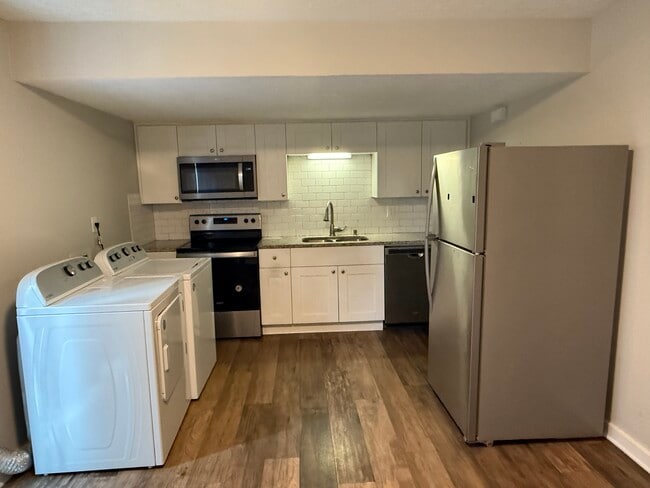 property at 1071 Oakland Ave SE