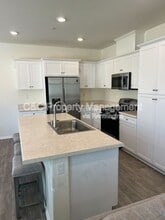 17169 Gray Pine Pl in San Bernardino, CA - Building Photo - Building Photo