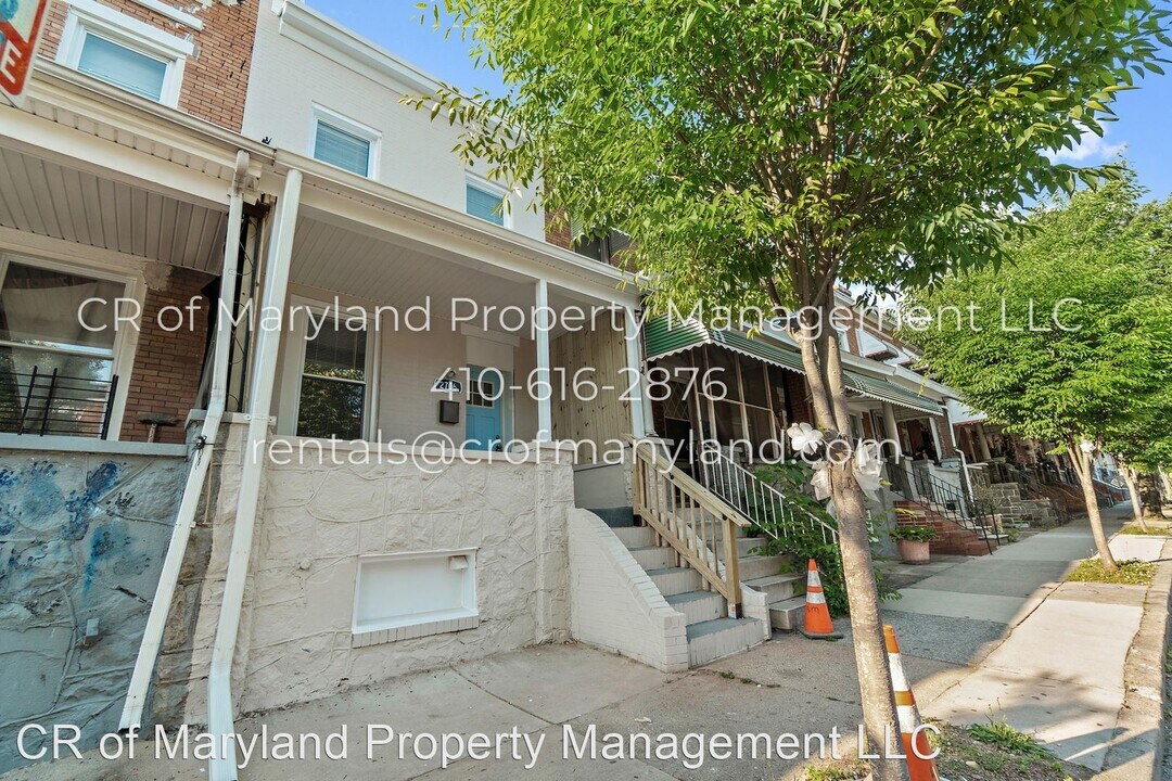 2706 E Chase St Photo