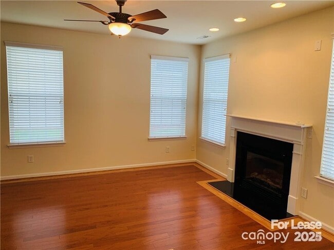 7549 Bluff Point Ln in Denver, NC - Building Photo - Building Photo