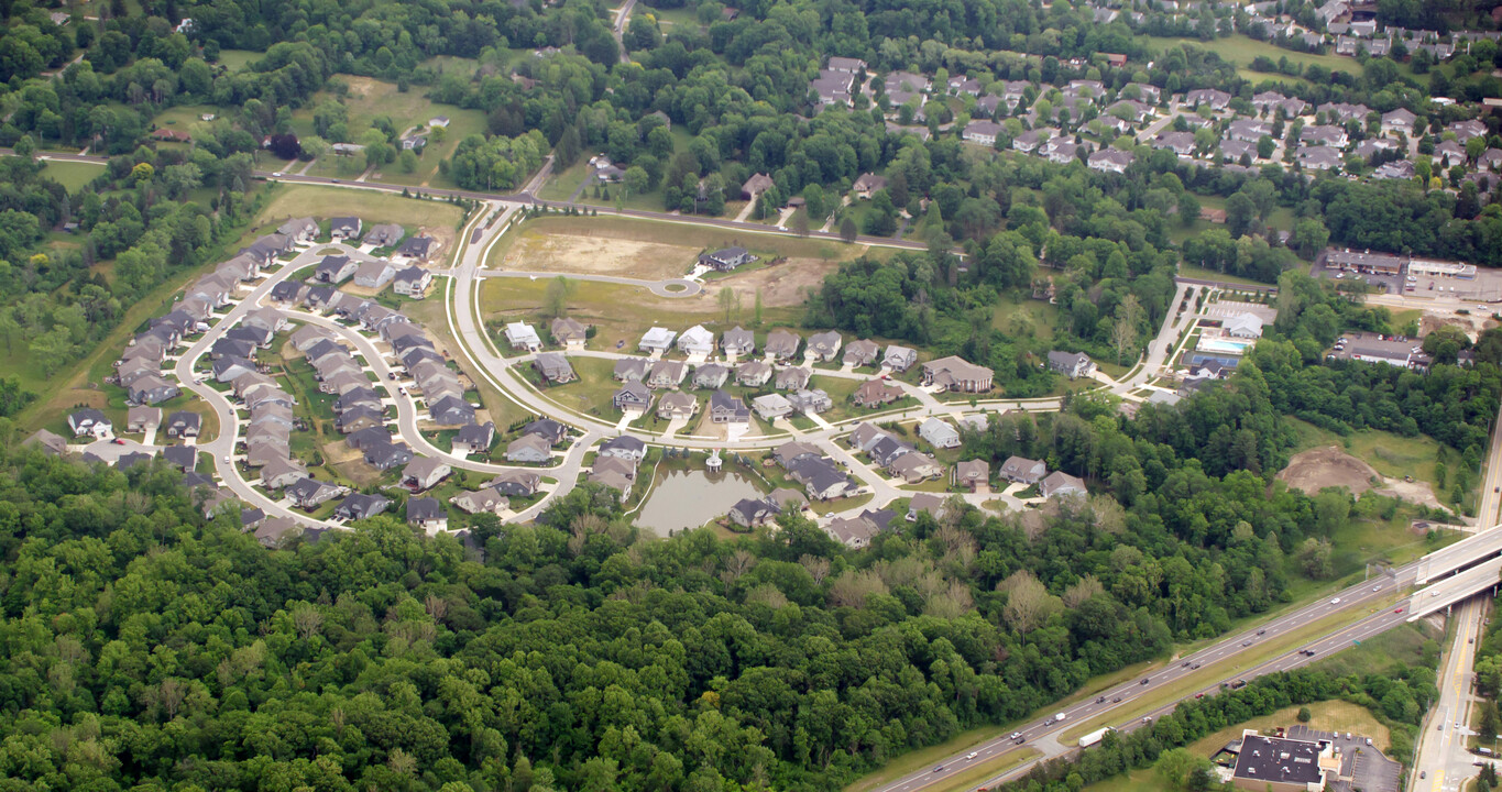 116 Orange Lake Dr in Chagrin Falls, OH - Building Photo