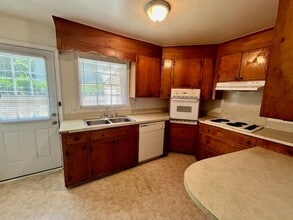 1519 Harbor View Rd in Charleston, SC - Building Photo - Building Photo