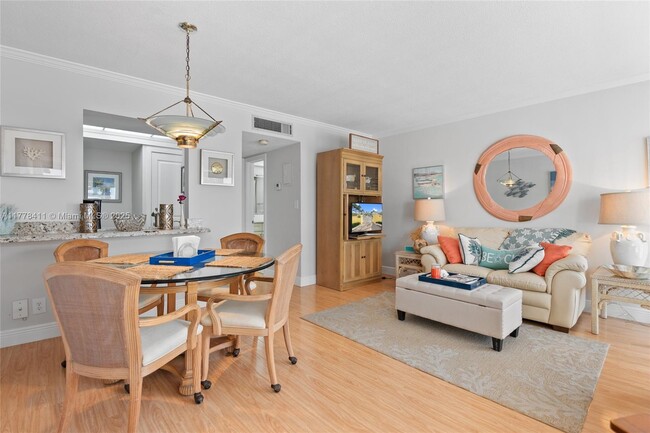 2020 Terra Mar Dr in Pompano Beach, FL - Building Photo - Building Photo