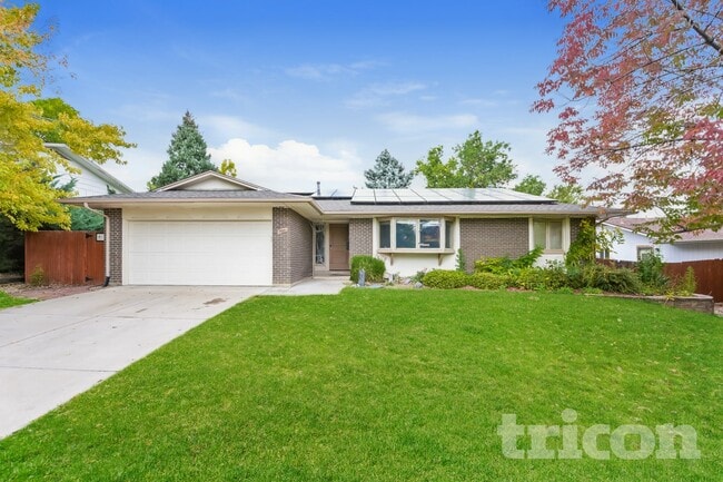 property at 7681 E Easter Pl