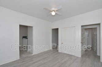 113 S Olive St in San Antonio, TX - Building Photo - Building Photo