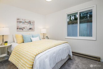 5007 236th St SW in Mountlake Terrace, WA - Building Photo - Building Photo