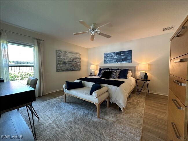 property at 829 Reef Point Cir
