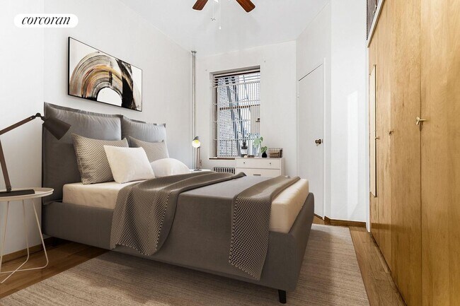 323 E 89th St in New York, NY - Building Photo - Building Photo