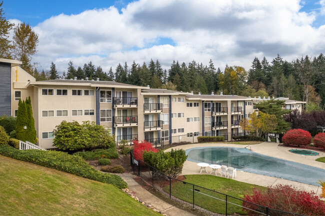 Hidden Creek Condos in Bellevue, WA - Building Photo - Building Photo