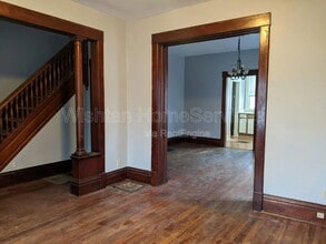 591 Clark St in Galesburg, IL - Building Photo - Building Photo