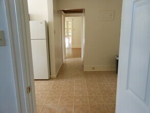 6300 Cates Ave, Unit 2W in University City, MO - Building Photo - Building Photo