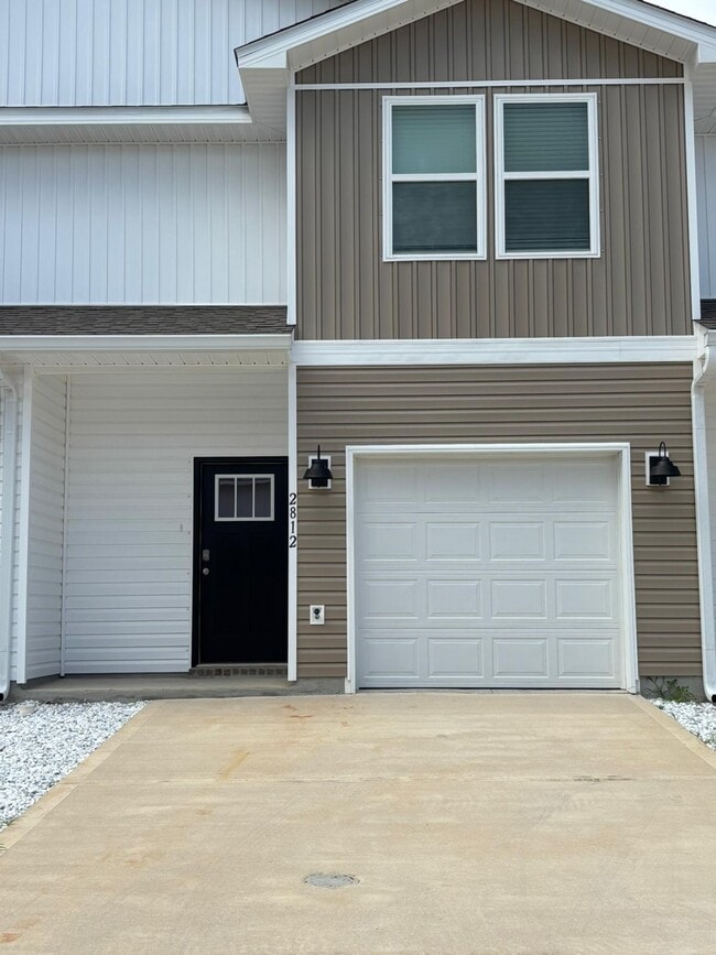 property at 2812 Shumard St