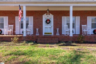 5 Coleman Park Cir in Travelers Rest, SC - Building Photo - Building Photo