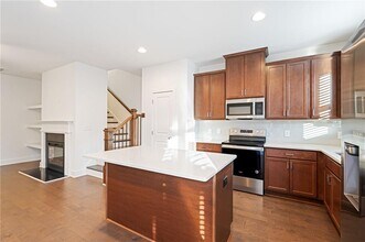 6256 Hillandale Dr in Lithonia, GA - Building Photo - Building Photo