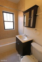 2849 N Orchard St in Chicago, IL - Building Photo - Building Photo