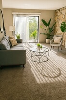 Parke East Townhomes in Wichita, KS - Building Photo