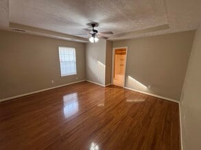 2601 Buck Ln in Lexington, KY - Building Photo - Building Photo