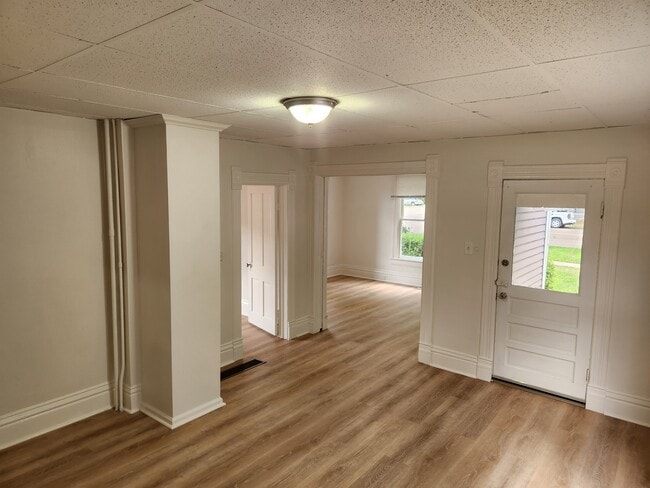 735 Kimbark St, Unit 735 Kimbark