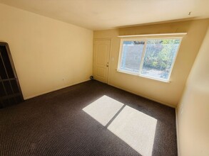2505 Kubel Ave in South Lake Tahoe, CA - Building Photo - Building Photo