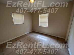 609 11th St in West Palm Beach, FL - Building Photo - Building Photo