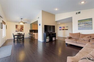 356 Bay Leaf Dr in Chula Vista, CA - Building Photo - Building Photo