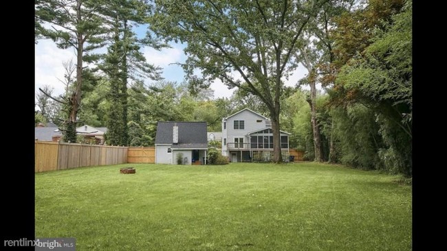 4019 Oxford St in Annandale, VA - Building Photo - Building Photo