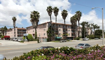 Torrance Courtyard Apartments