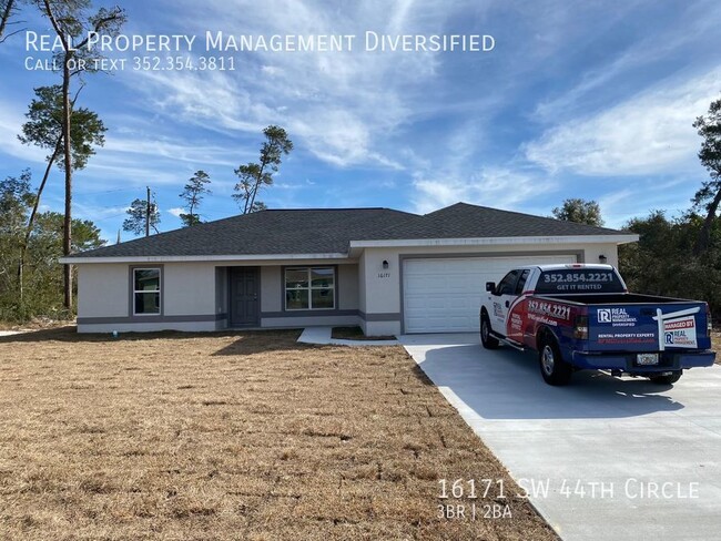 property at 16171 SW 44th Cir
