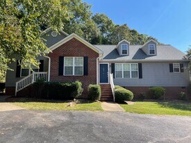 2946 Forest Park Dr in Randleman, NC - Building Photo
