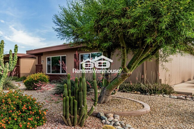 10871 W Buccaneer Dr in Sun City, AZ - Building Photo - Building Photo